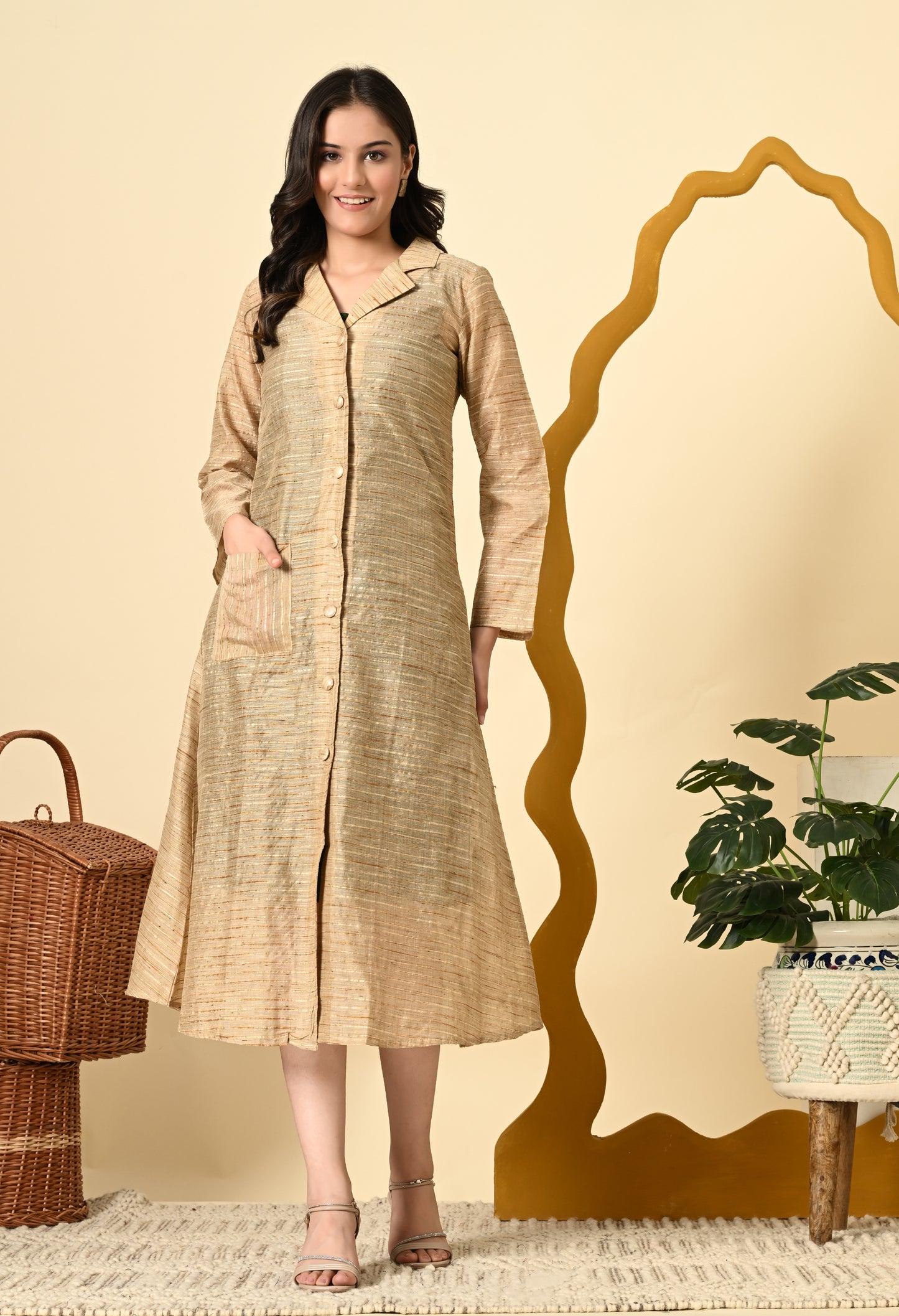 GREEN DRESS WITH LUXE GOLDEN JACKET