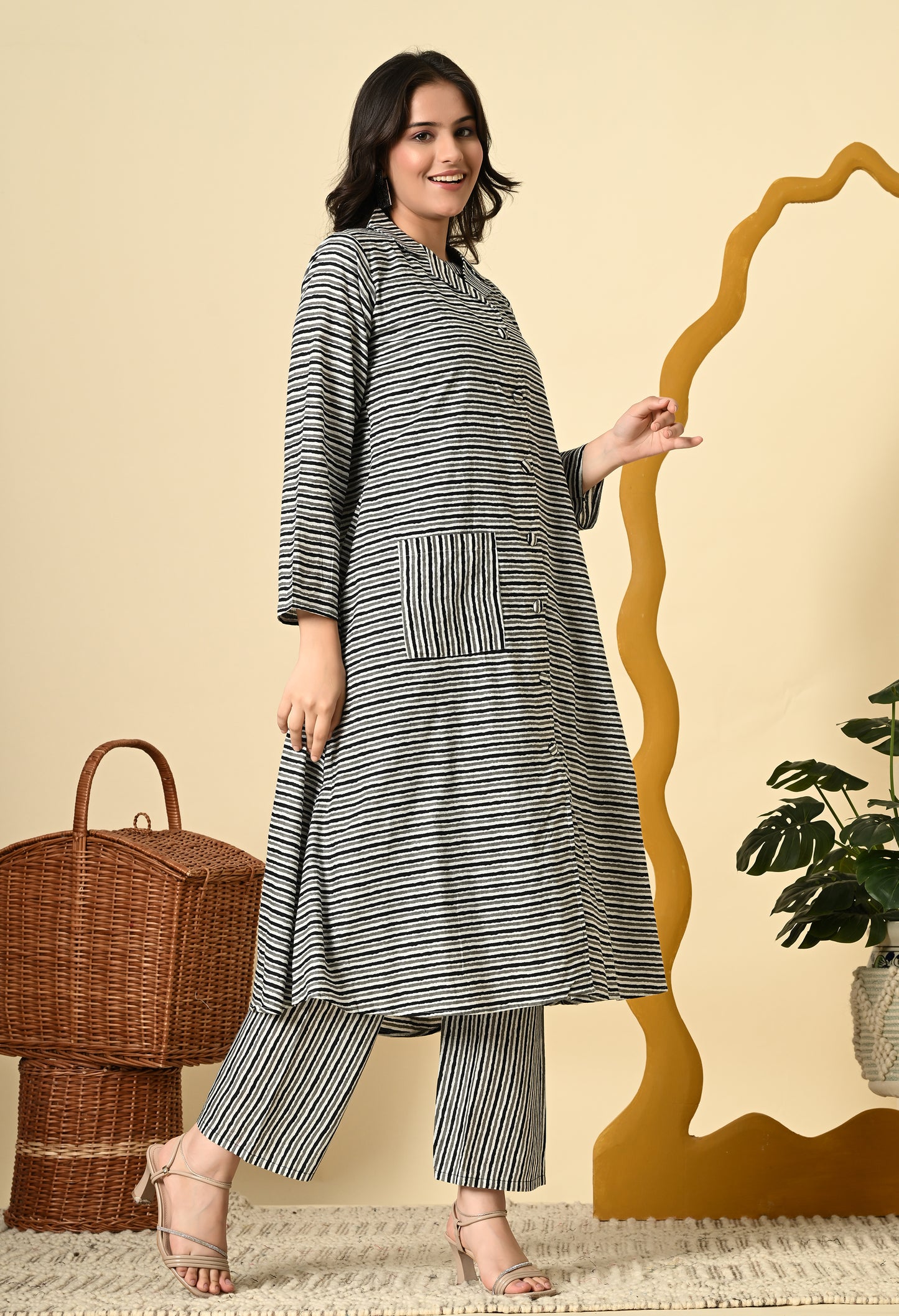 STRIPED CO-ORD SET