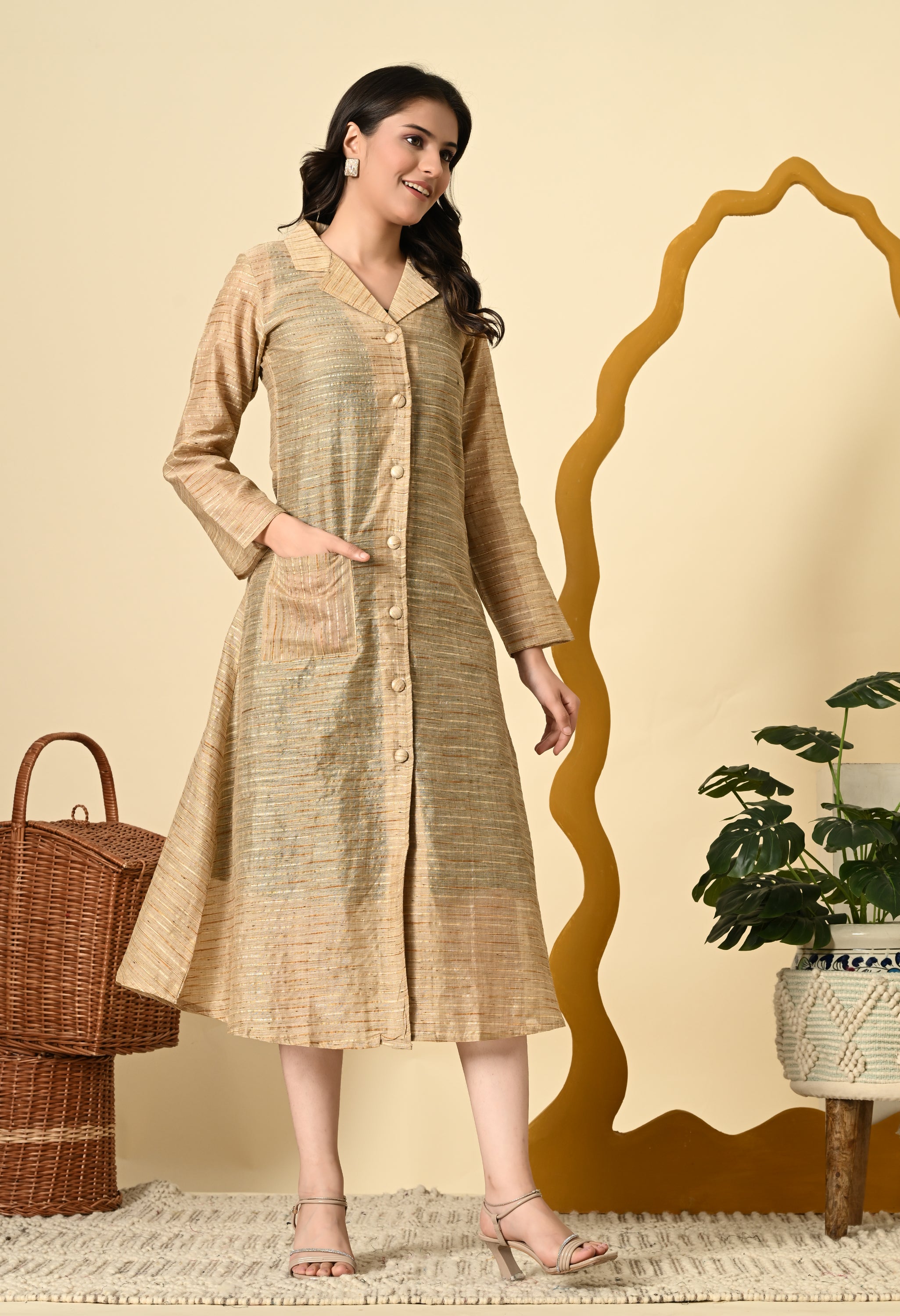 GREEN DRESS WITH LUXE GOLDEN JACKET