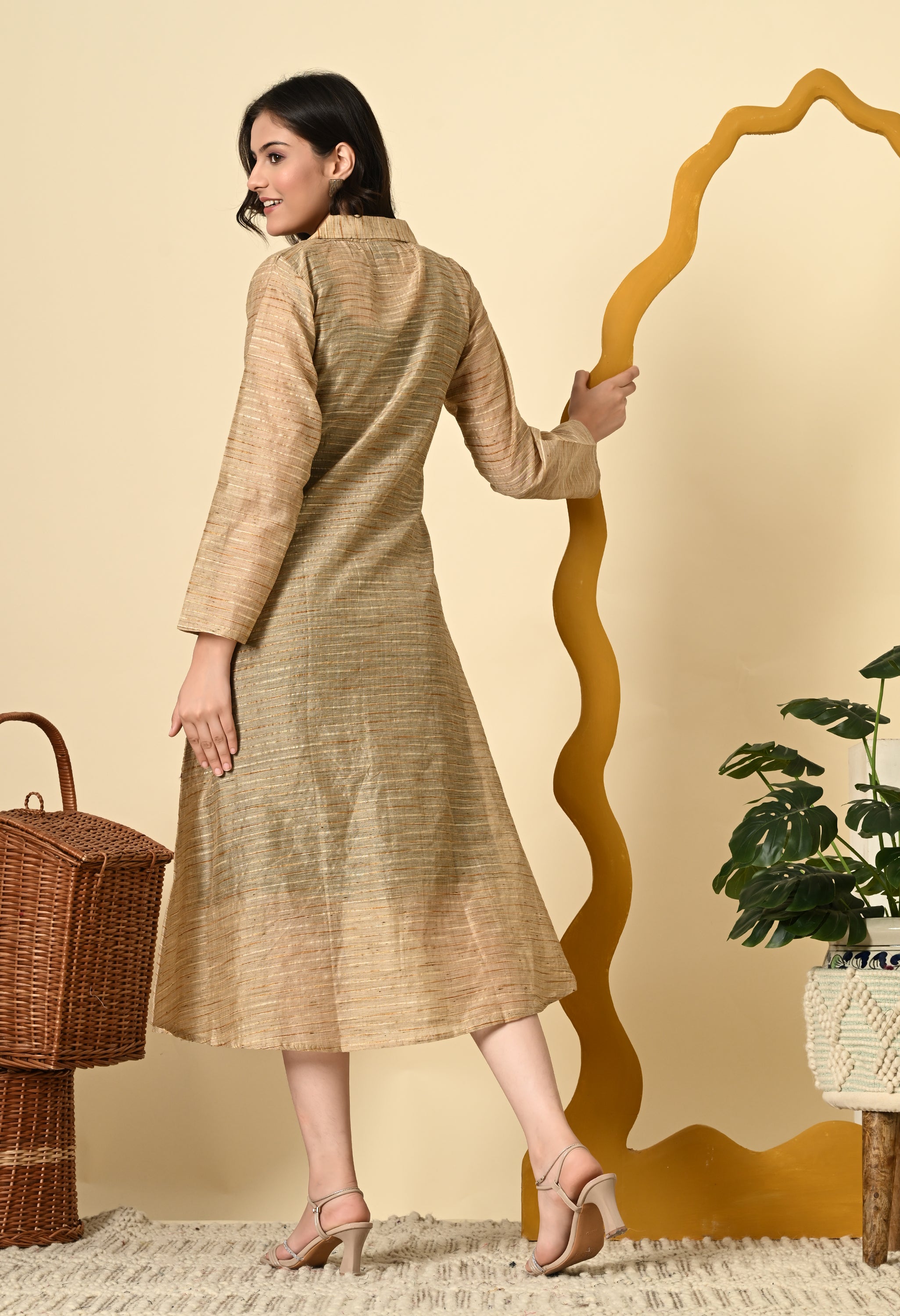 GREEN DRESS WITH LUXE GOLDEN JACKET