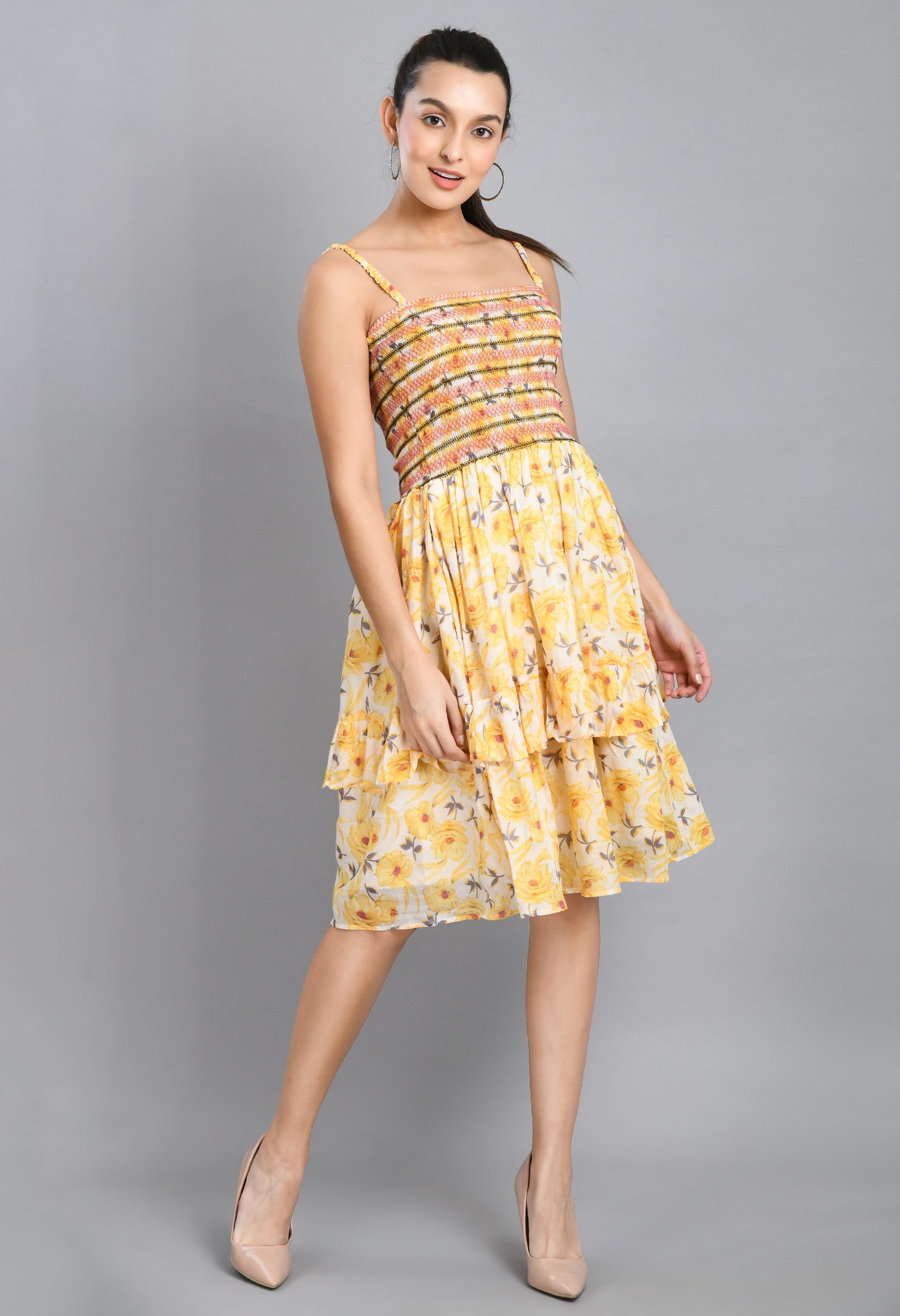 SMOKING YELLOW FLORAL SHORT DRESS