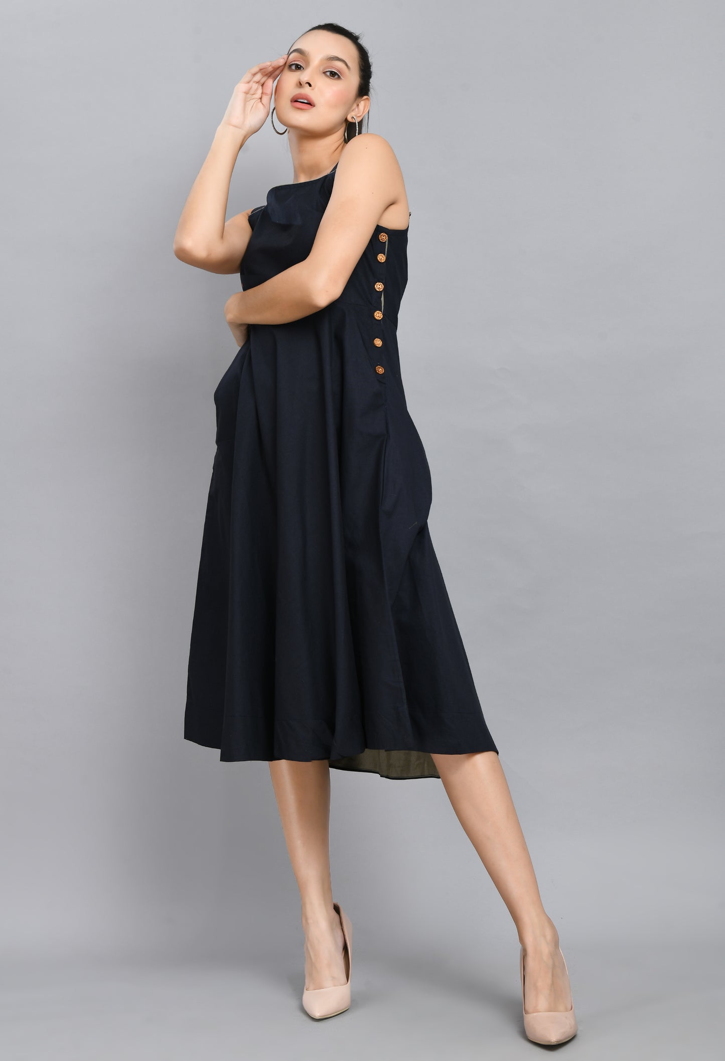 BLUE LINEN WOOD BUTTON DRESS