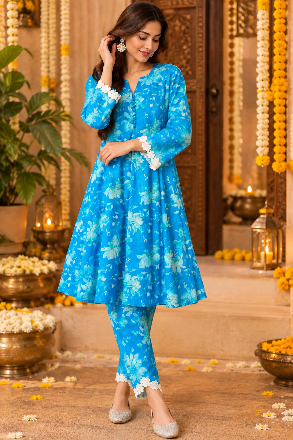 KAUSIKI FLORAL GHERA KURTA SET