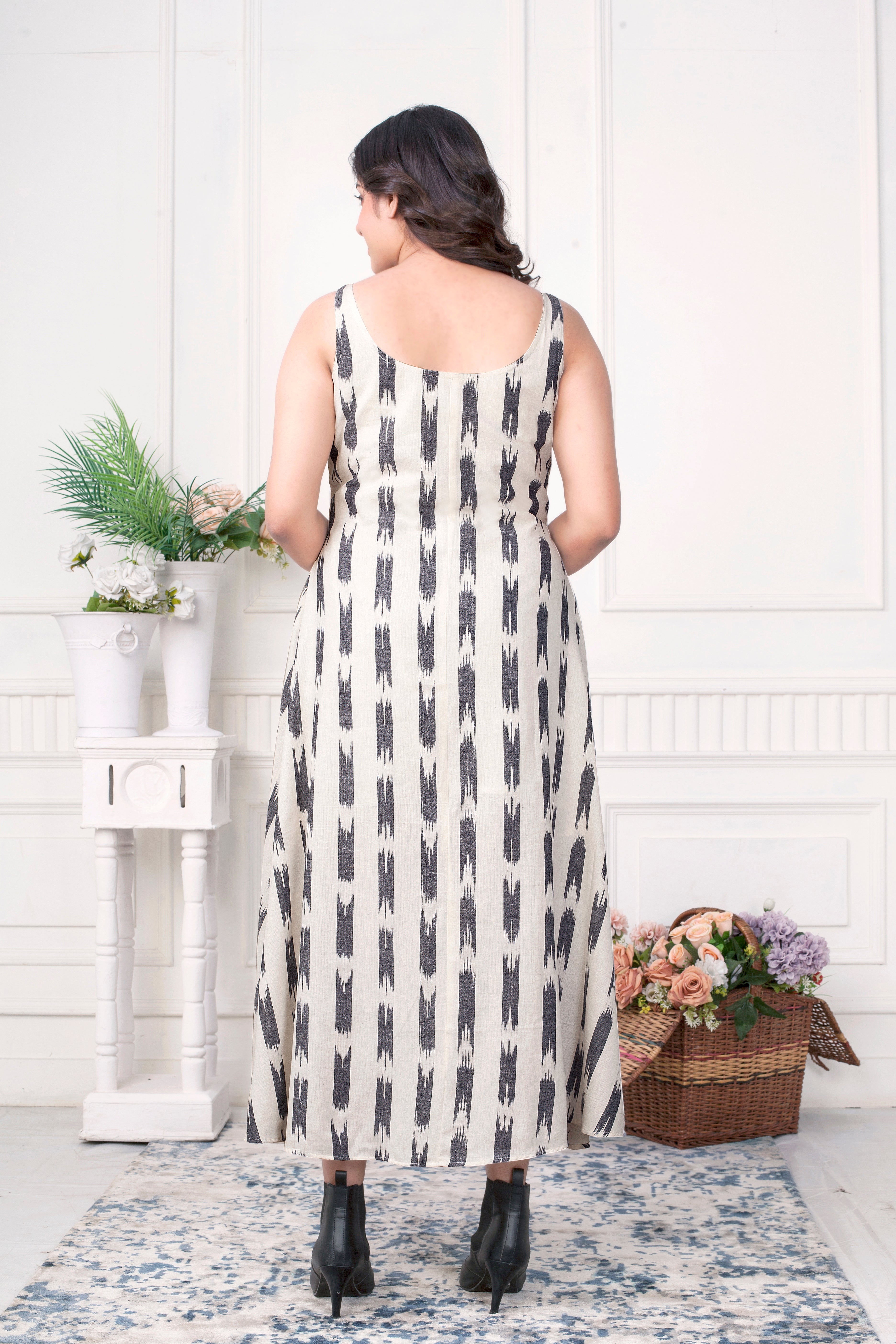 VERSATILE IKAT HANDLOOM ZIPPER JACKET & DRESS SET