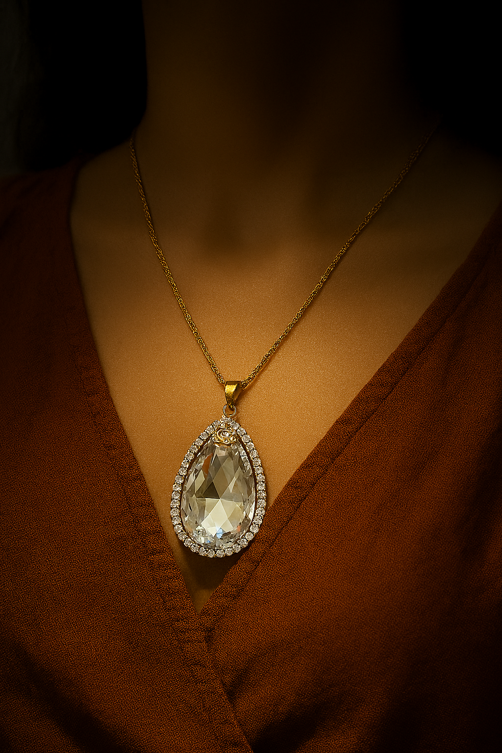 Elegant Crystal Teardrop Pendant Necklace