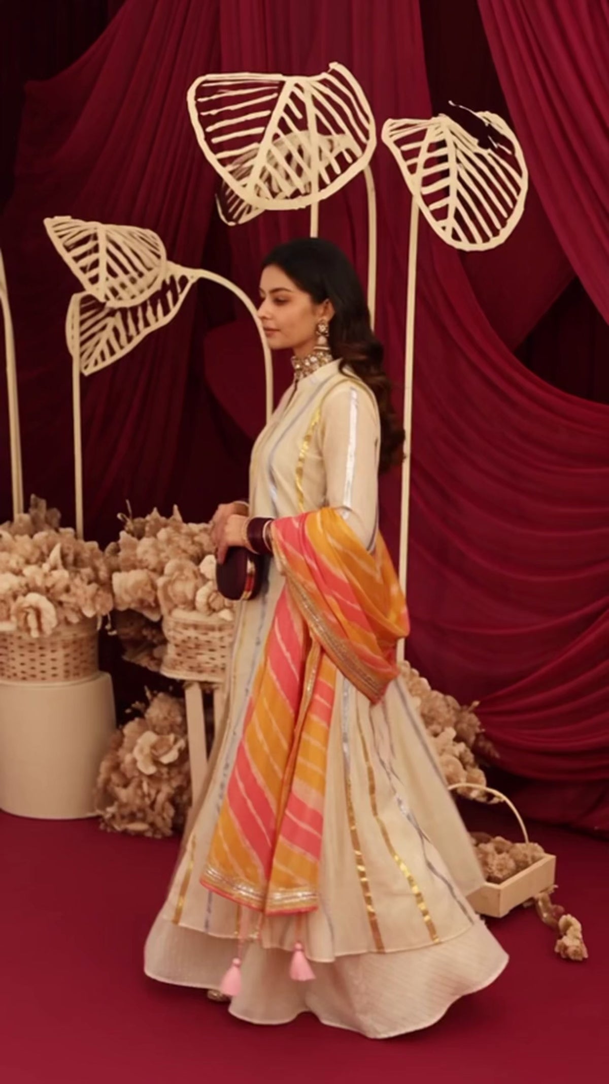TAARINI KORA SET